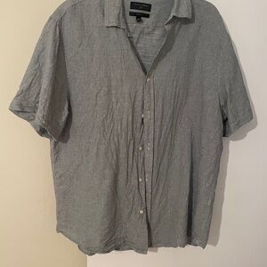 Men's Green Linen Short Sleeve Button-Up Shirt